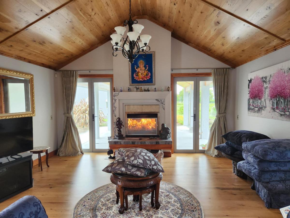 Bruntwoodlodge (Adults Only) Кембридж Экстерьер фото